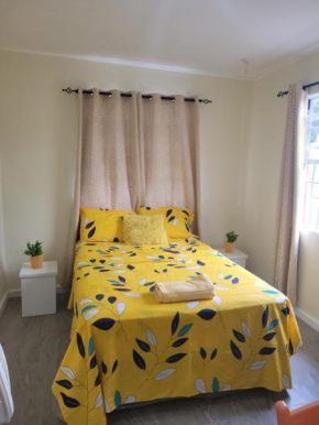 Kensington Oval- 2 bed 1 Bath